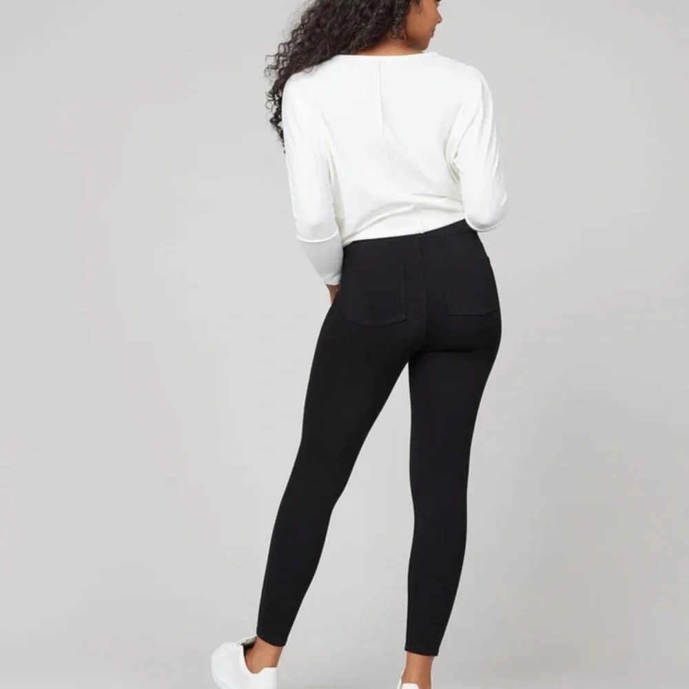 Spanx Jeanish Ankle Legging: size medium - Picture 2 of 8